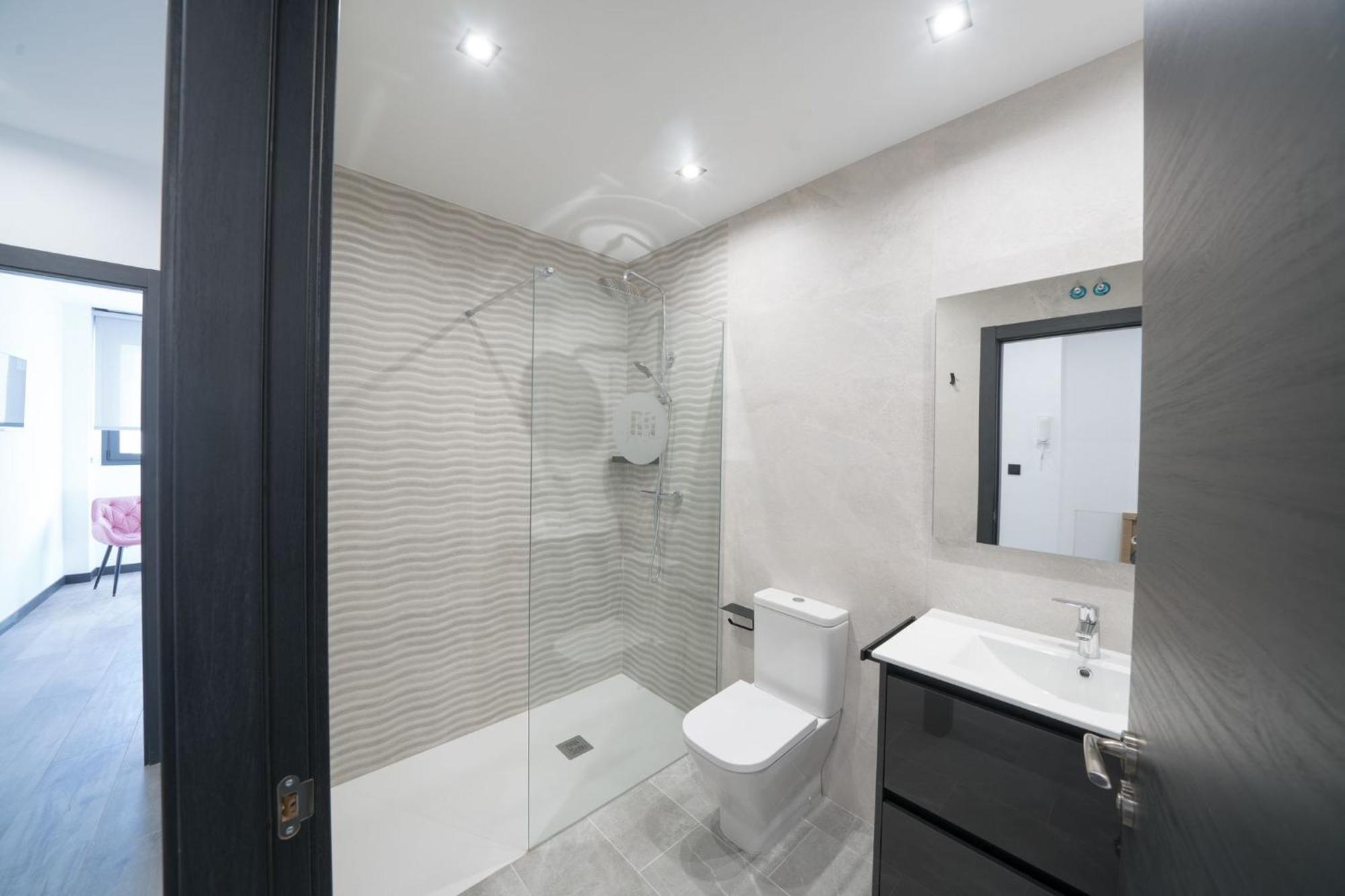 Apartamentos Go La Circular-Parking Gratuito Valladolid Bagian luar foto